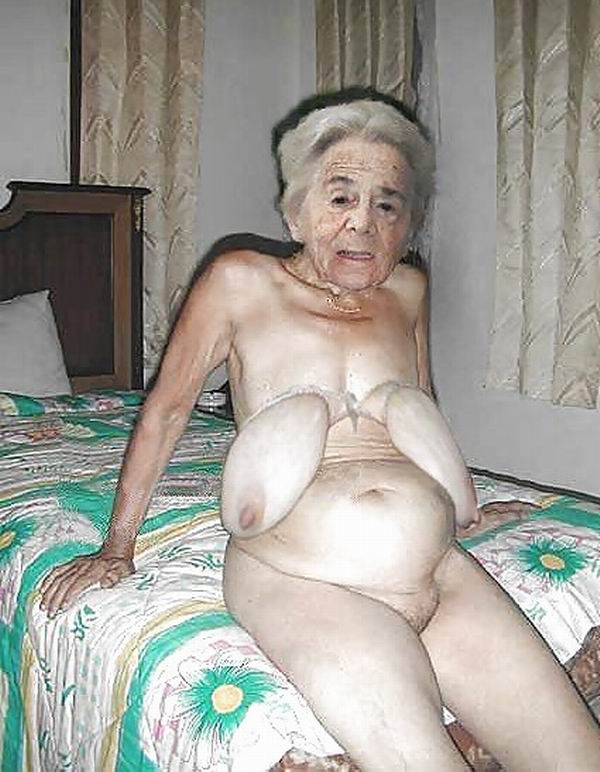 Old Oma Granny Porno Photo